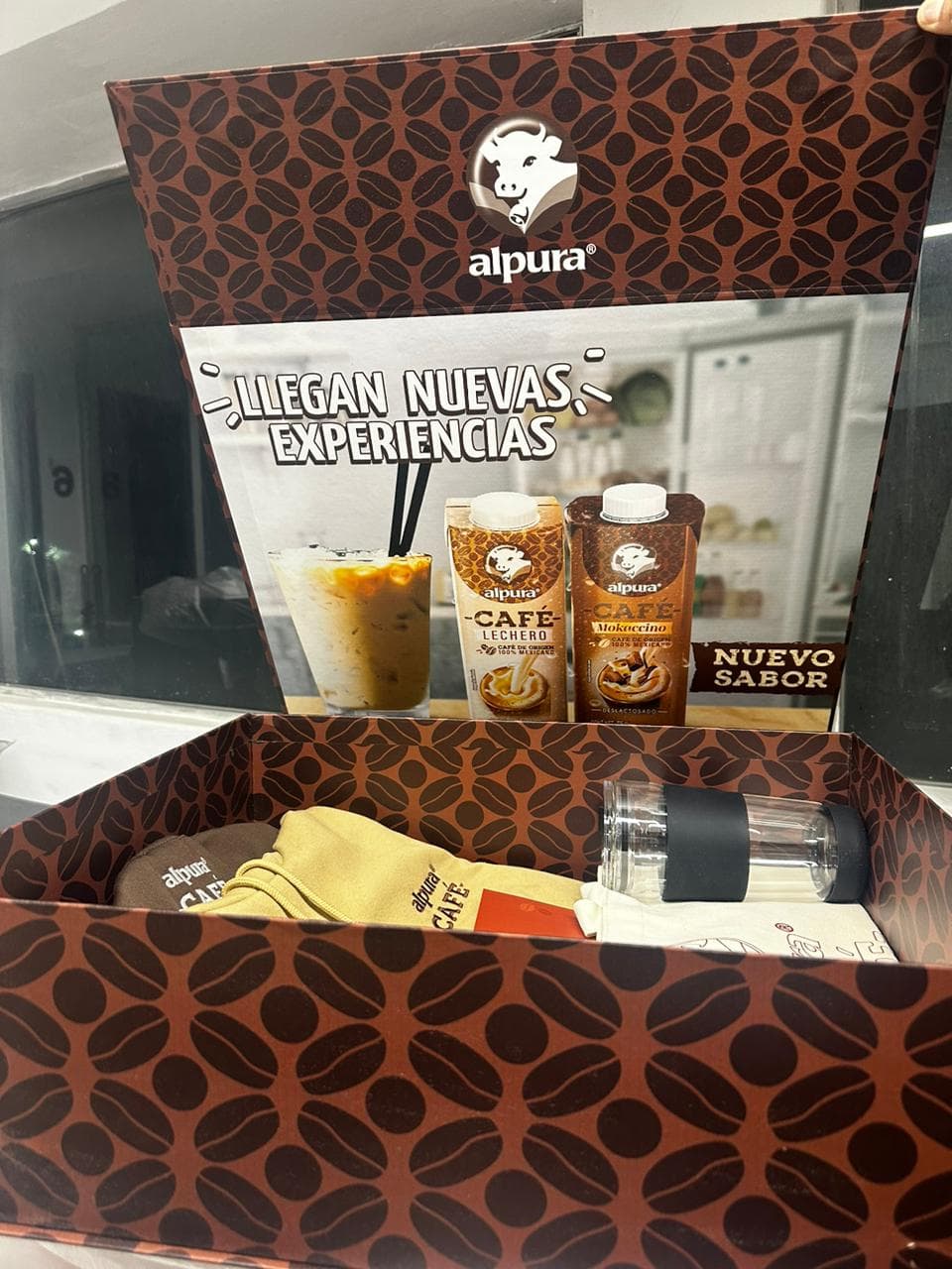 Kit Café Lechero y Vaquitas - Alpura para Alpura