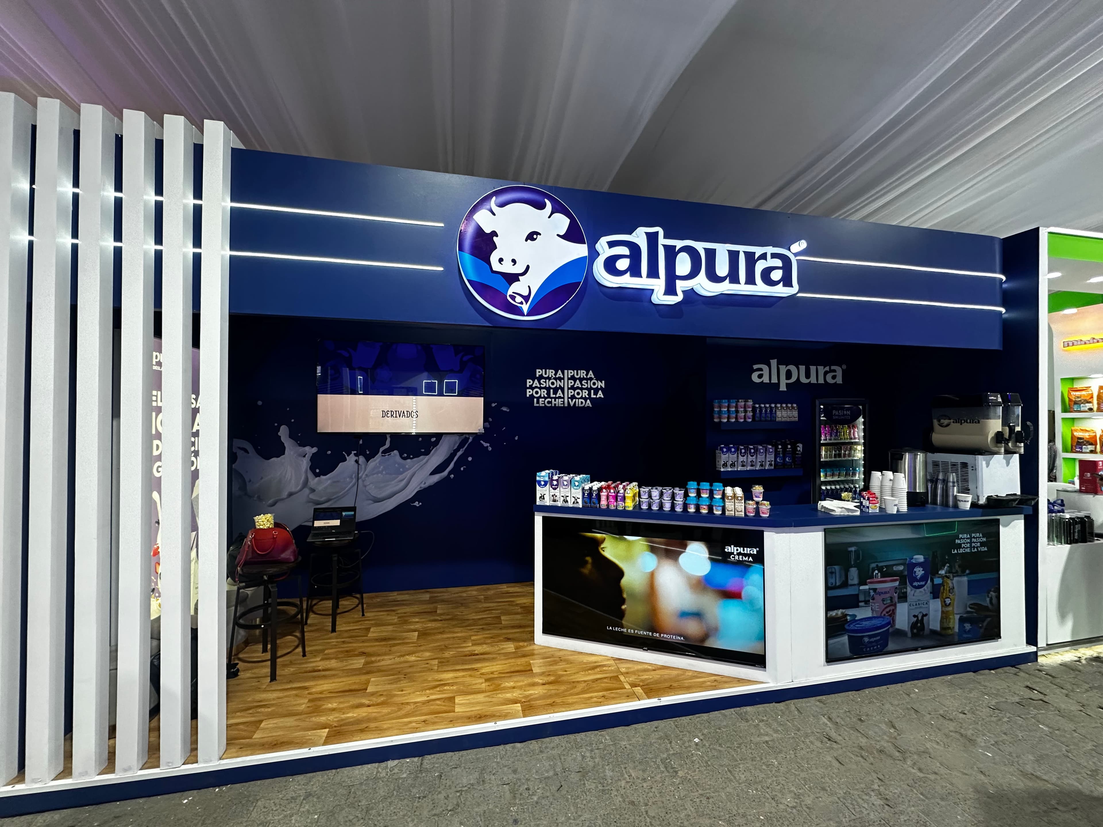 Stand Convención Fragua 2024 Alpura para Alpura