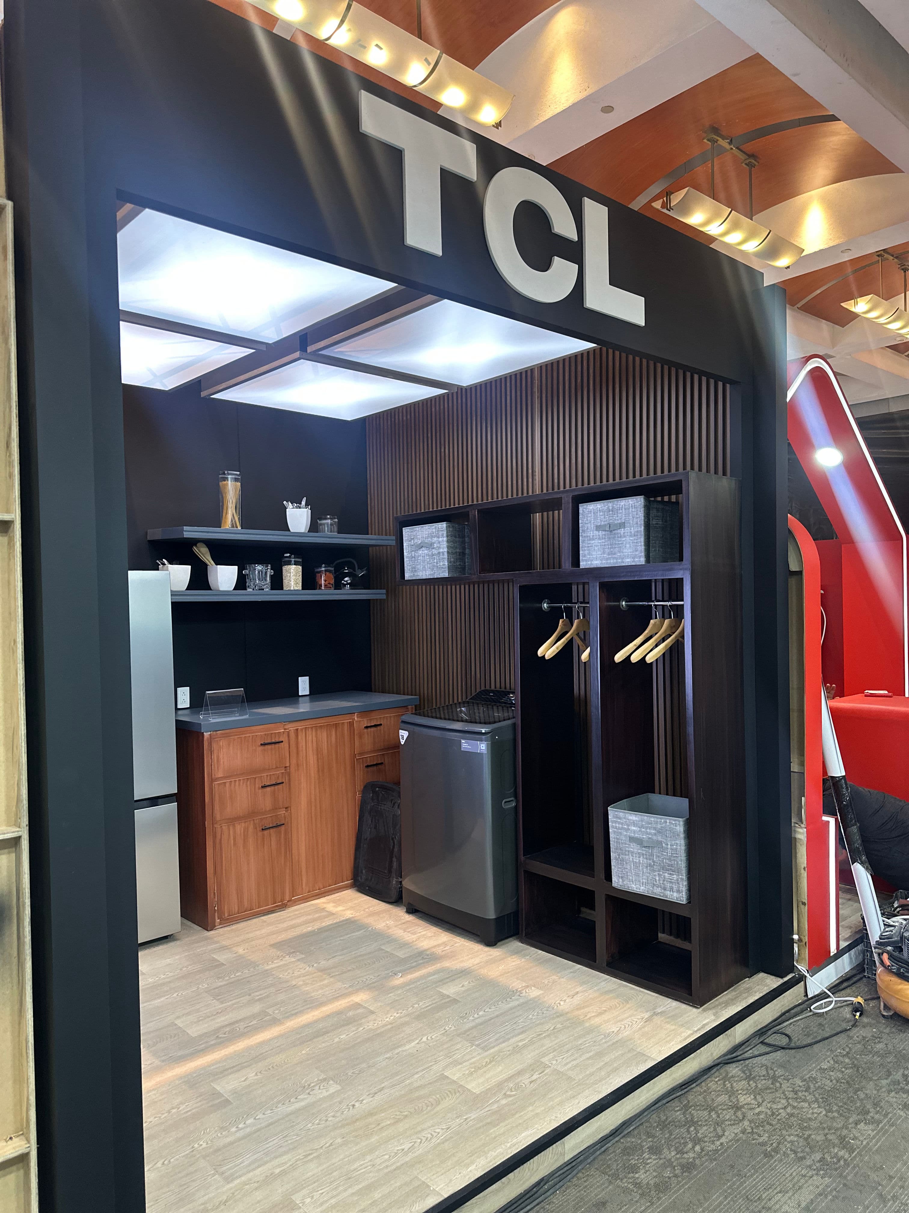 Stand Linea Blanca 2025 - TCL para TCL
